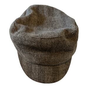 Elastafit Tweed Newsboy Hat with a Brown Herringbone Pattern